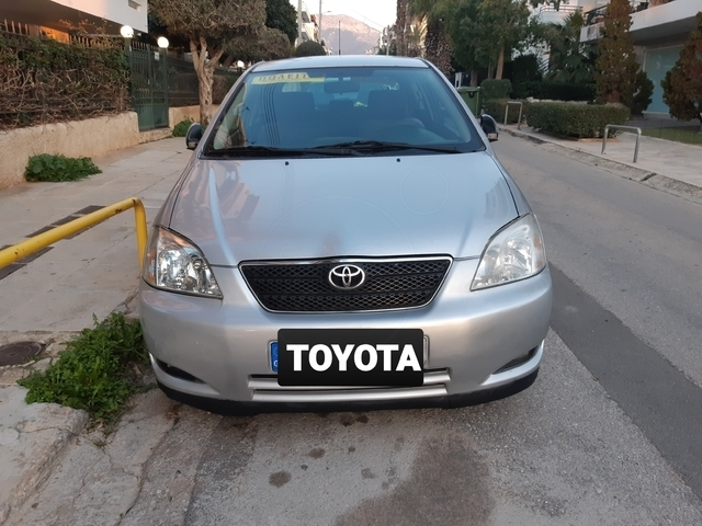 TOYOTA COROLLA