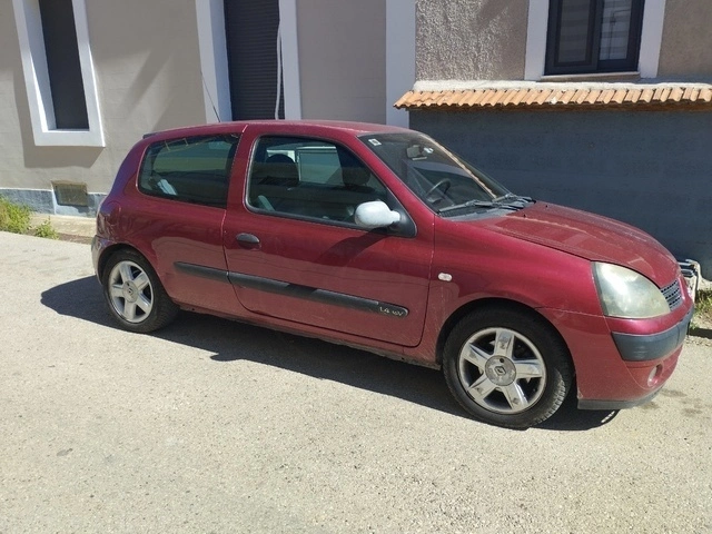 RENAULT CLIO 1.4 16V