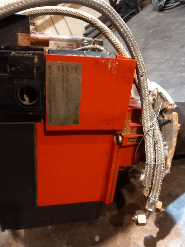 Εικόνα 1 από 4 - Καλοριφέρ -  Κεντρικά & Δυτικά Προάστια >  Νέα Ιωνία