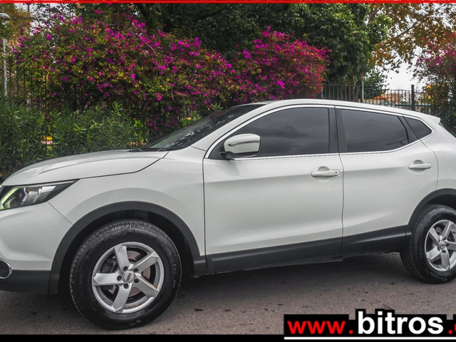 NISSAN QASHQAI 1.5 DCI 110HP ACENTA ΟΘΟΝΗ-NAVI ΕΛΛΗΝΙΚΟ