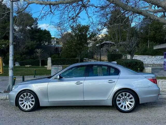 BMW 520I E60