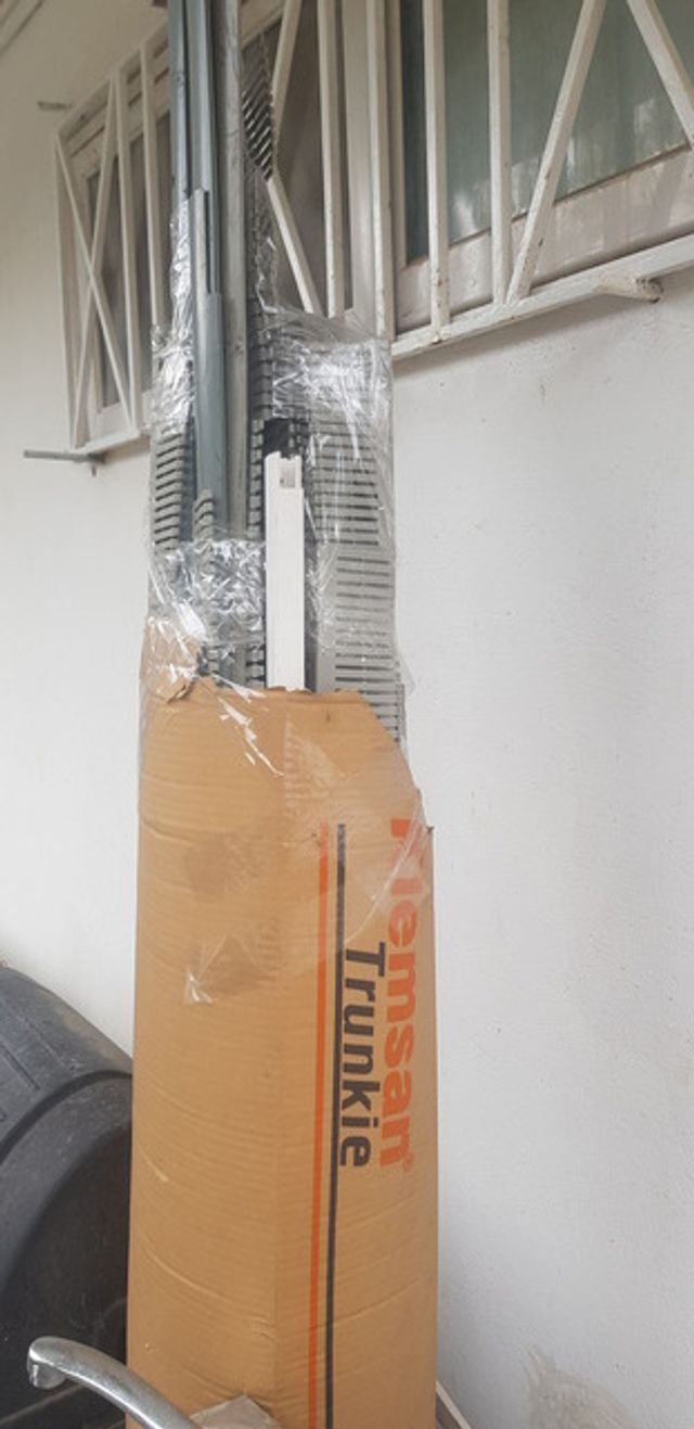 Εικόνα 1 από 3 - Κανάλι διάτρητο και κανάλι δαπέδου -  Κεντρικά & Νότια Προάστια >  Βάρη