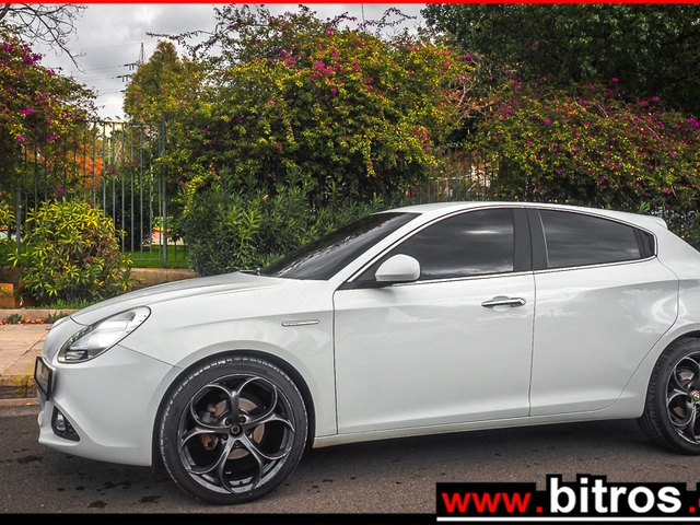 ALFA_ROMEO GIULIETTA 1.6d DISTICTIVE 120HP +19