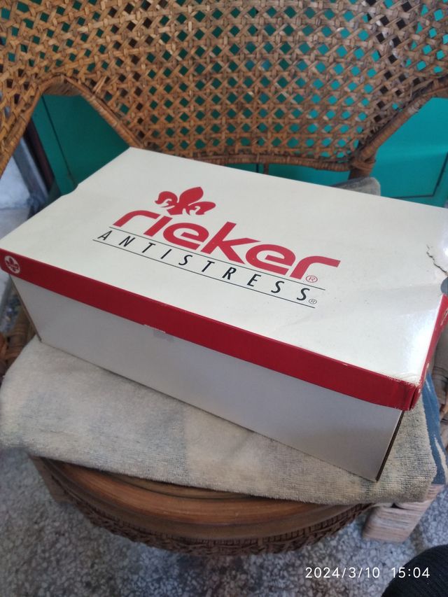 Εικόνα 1 από 4 - Παπούτσια -  Κουκάκι - Μακρυγιάννη >  Μακρυγιάννη (Ακρόπολη)