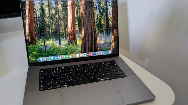 Εικόνα 1 από 4 - MacBook Pro 16 -  Βόρεια & Ανατολικά Προάστια >  Αγία Παρασκευή