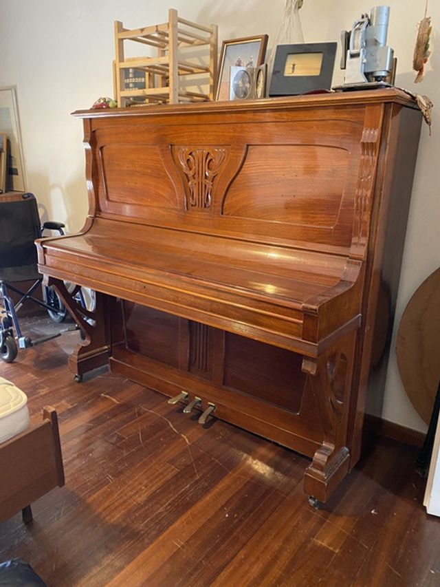 Εικόνα 1 από 3 - Πιάνο -  Κεντρικά & Νότια Προάστια >  Καλλιθέα