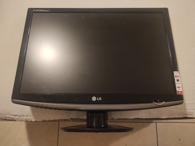 Εικόνα 1 από 4 - Οθόνη υπολογιστή -  Υπόλοιπο Πειραιά >  Νίκαια