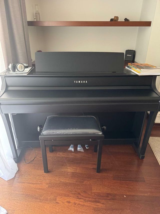 Εικόνα 1 από 4 - Πιάνο -  Εμπορικό Τρίγωνο - Πλάκα >  Ομόνοια