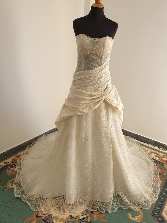 Εικόνα 1 από 12 - Νυφικά 30 Τεμάχια - Νομός Αττικής >  Υπόλοιπο Αττικής