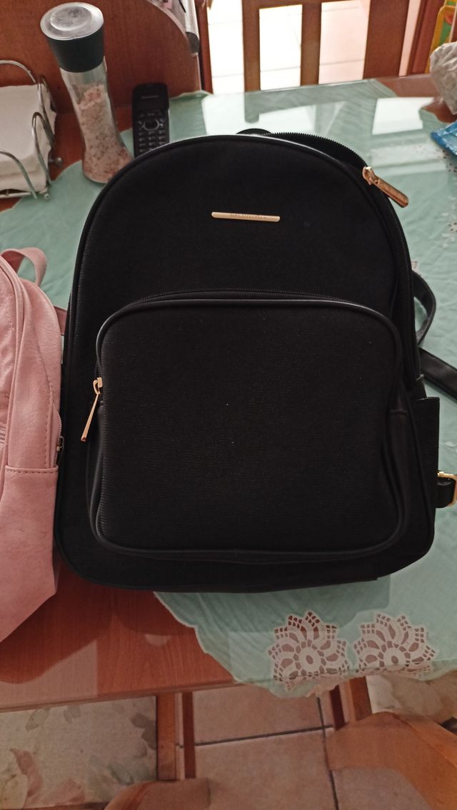 Εικόνα 1 από 2 - Τσάντες (BACKBAG) -  Κέντρο Αθήνας >  Πετράλωνα