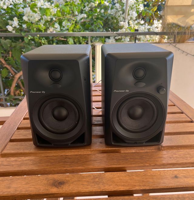 Εικόνα 1 από 4 - PIONEER DM-40 Αυτοενισχυόμενα Ηχεία Monitor -  Βόρεια & Ανατολικά Προάστια >  Γέρακας