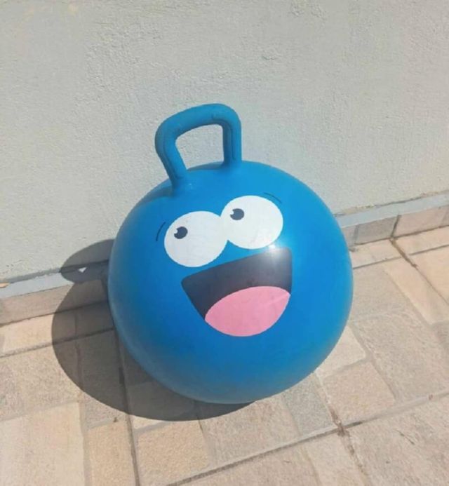 Εικόνα 1 από 2 - Βρεφικός Εξοπλισμός-Μπάλα elc -  Υπόλοιπο Πειραιά >  Κερατσίνι