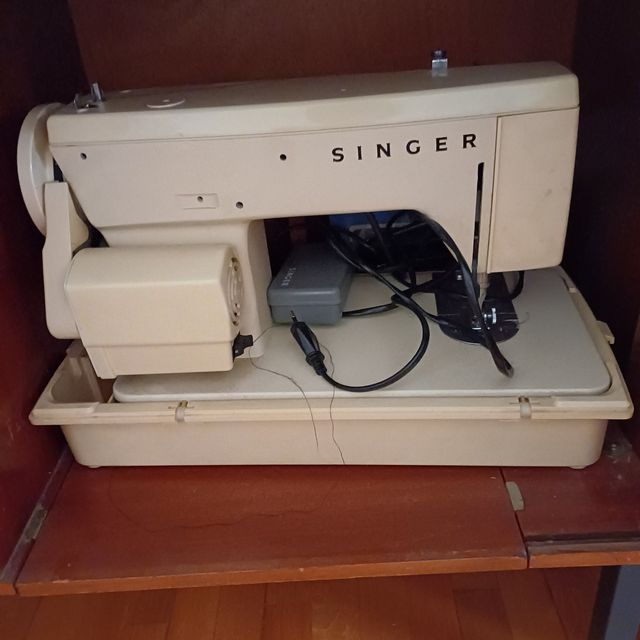 Εικόνα 1 από 1 - Ραπτομηχανή -  Κέντρο Αθήνας >  Γουδή