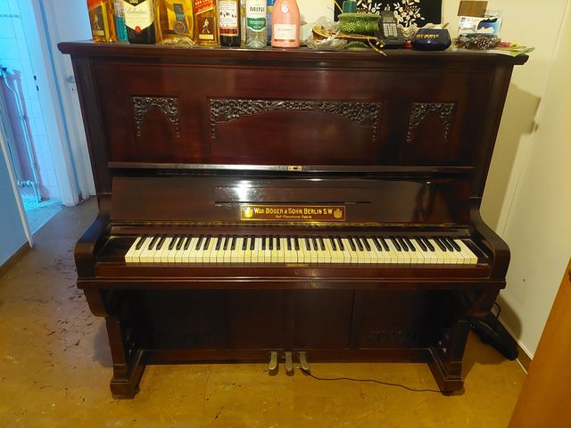 Εικόνα 1 από 3 - Πιάνο -  Μουσείο - Εξάρχεια - Νεάπολη >  Νεάπολη