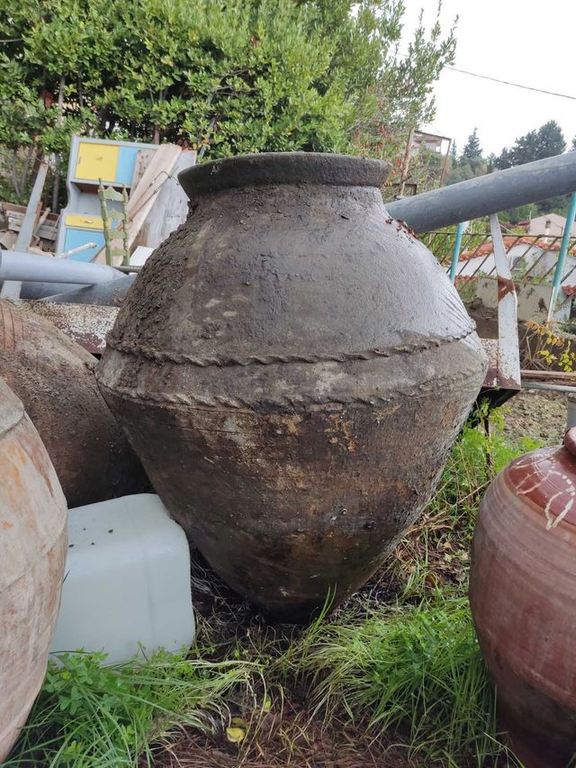 Εικόνα 1 από 10 - Πιθάρια - Στερεά Ελλάδα >  Ν. Ευβοίας