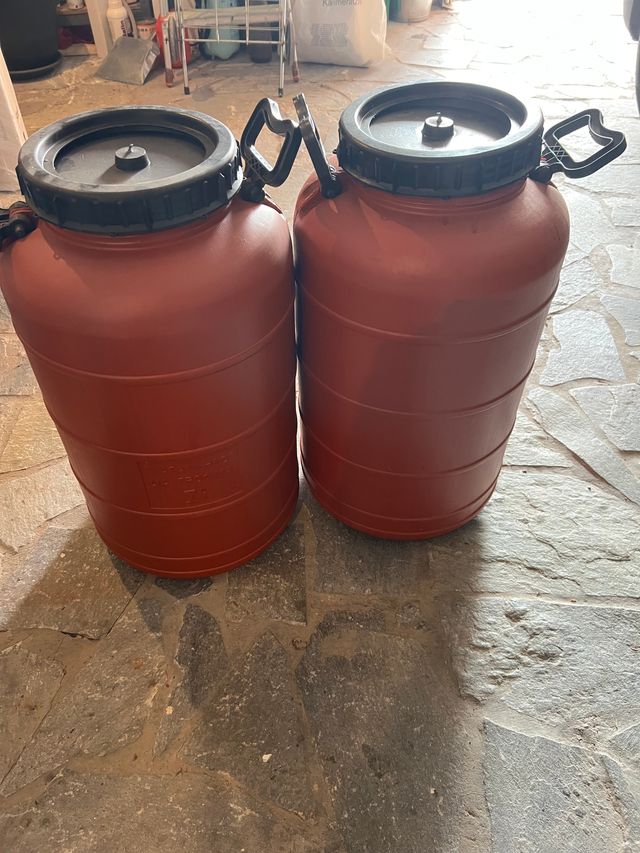 Εικόνα 1 από 2 - Πλαστικά δοχεία αποθήκευσης -  Βόρεια & Ανατολικά Προάστια >  Χαλάνδρι