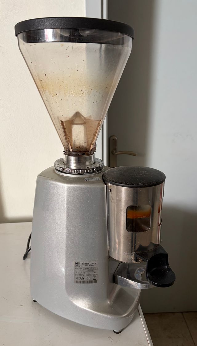 Εικόνα 1 από 6 - Μύλος Άλεσης Mazzer SuperJolly - Πελοπόννησος >  Ν. Μεσσηνίας