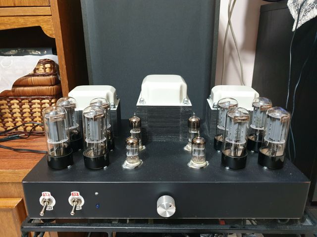 Εικόνα 1 από 4 - Ενισχυτής -  Κεντρικά & Δυτικά Προάστια >  Άνω Λιόσια