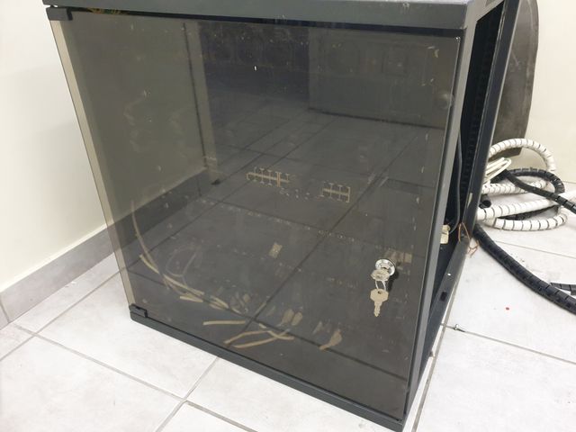 Εικόνα 1 από 1 - Rack 12u KRONE-central -  Υπόλοιπο Πειραιά >  Νίκαια