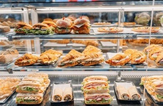 Εικόνα 1 από 2 - CAFE' SNACK BAR -  Πειραιάς >  Τερψιθέα