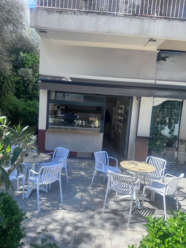 Εικόνα 1 από 1 - Cafe-Snack Bar -  Βόρεια & Ανατολικά Προάστια >  Μαρούσι