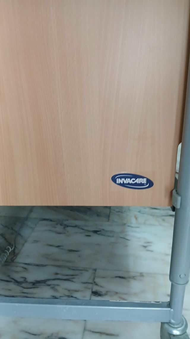 Εικόνα 1 από 8 - Κρεβάτι Ηλεκτρικό Κλινικό -  Κεντρικά & Δυτικά Προάστια >  Νέα Ιωνία